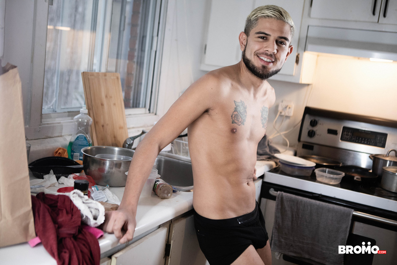 Gay blonde Alex Montenegro has kinky kitchen sex  