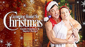 Cade Maddox & Taylor Reign in Cumming Home For Christmas